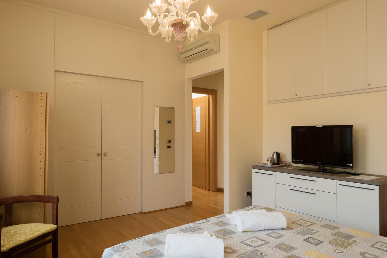 Acqua Azzurra Homestay Venice