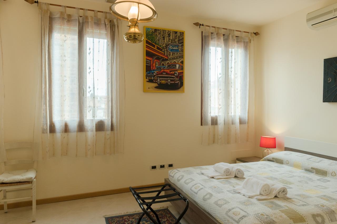 Acqua Azzurra Homestay *